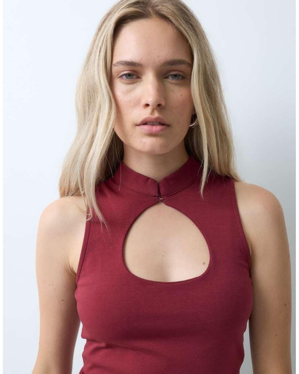 JJXX Red Top With Keyhole Detail