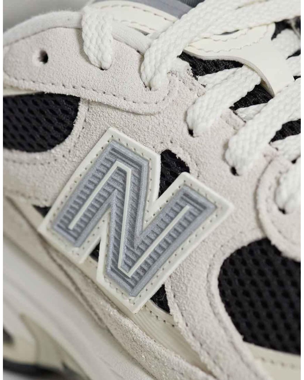 New Balance White 2010 Trainers