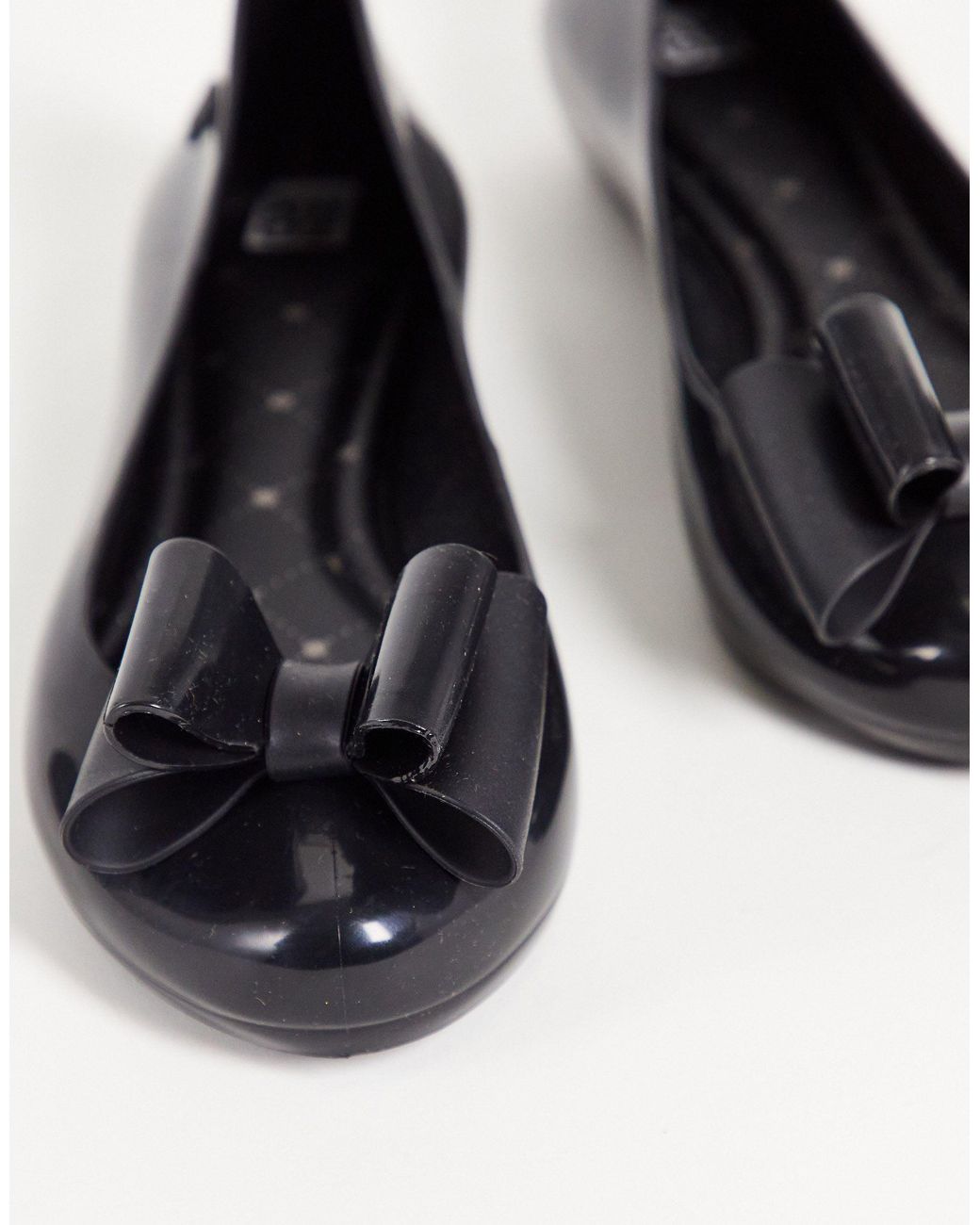 jelly flats with bow