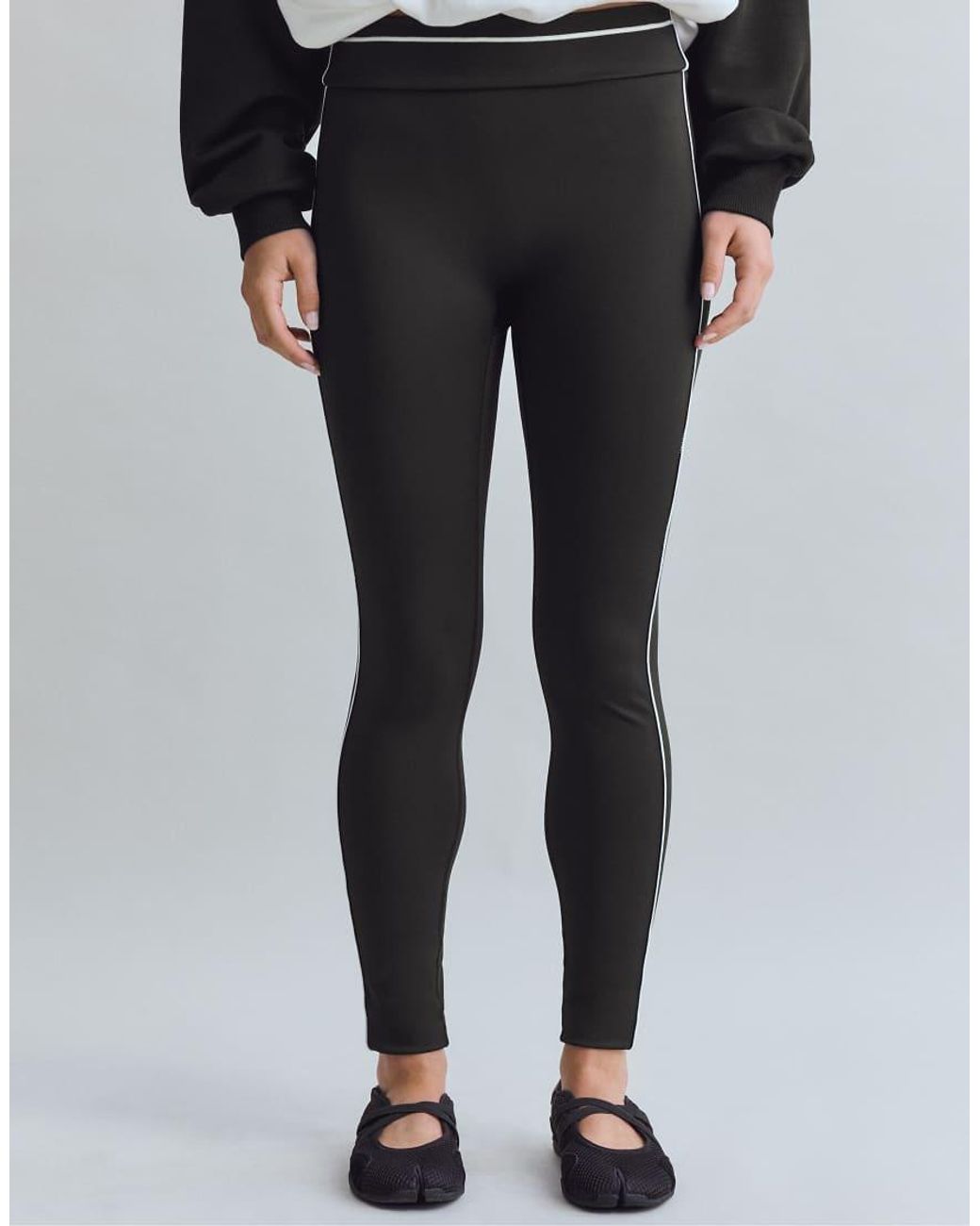 Stradivarius Black High-waist leggings With Piping