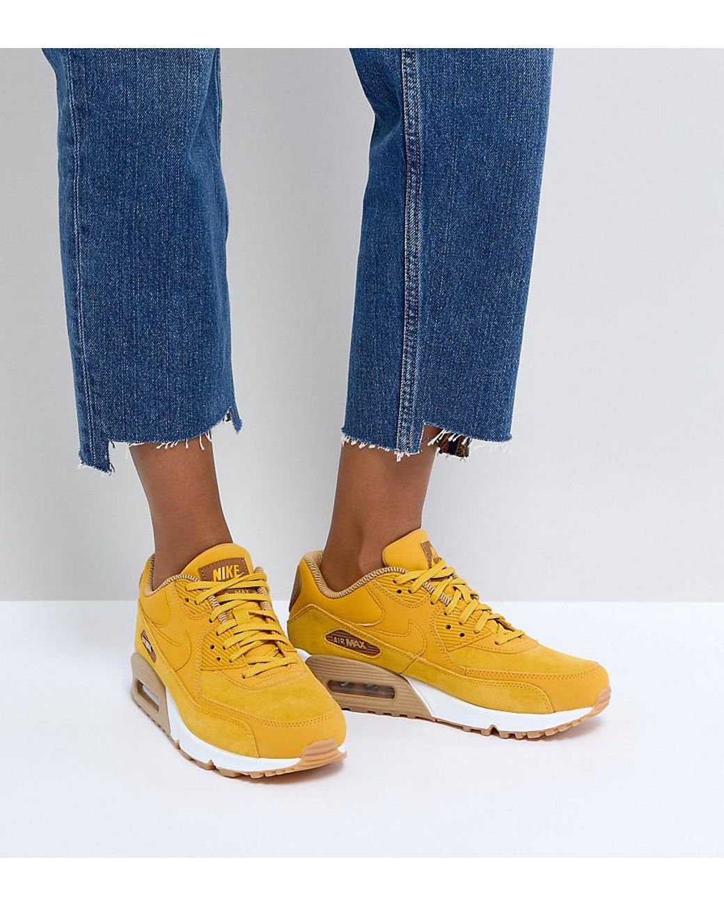 Nike Air Max 90 Mustard Suede Trainers With Gum Sole in Yellow | Lyst UK