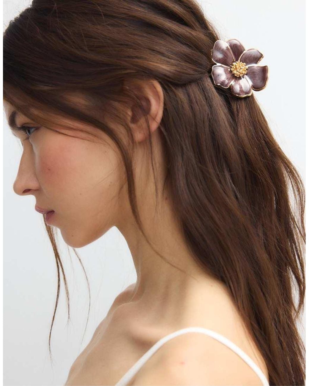 Stradivarius White Metal Flower Hair Clip