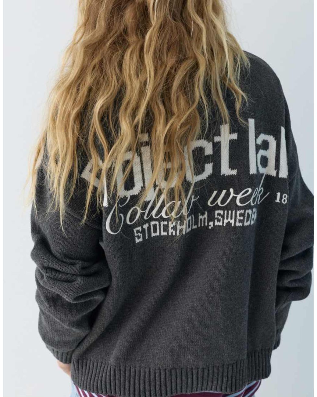 Maglione Ricamato Sul Davanti di Pull&Bear in Gray