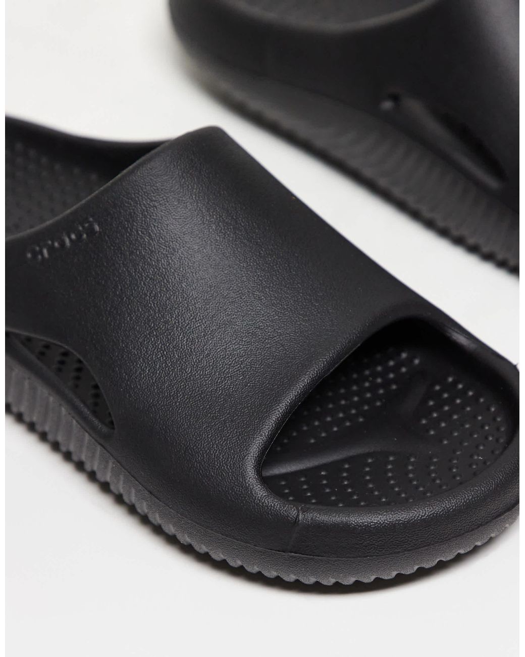 CROCSTM Black – mellow – recovery-clogs