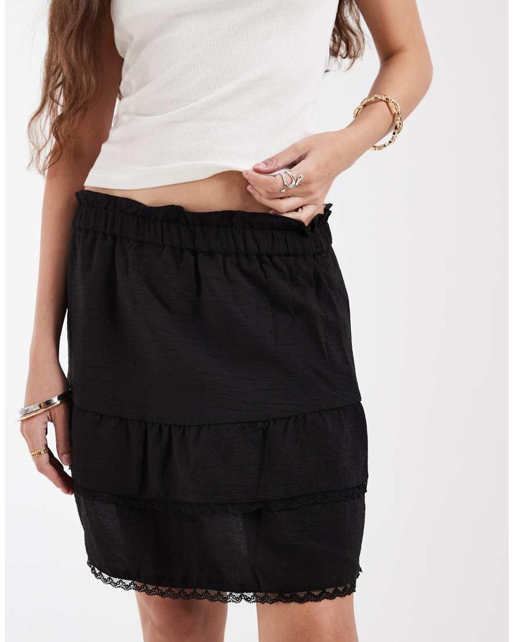 Pieces Black Tiered Mini Skirt