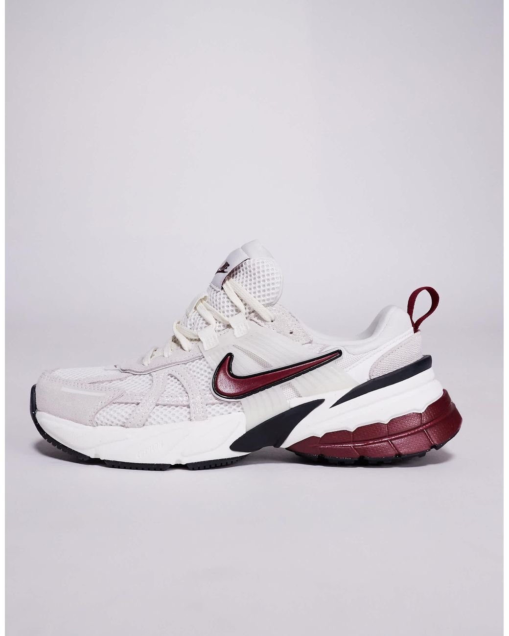 nike sparkling sneakers