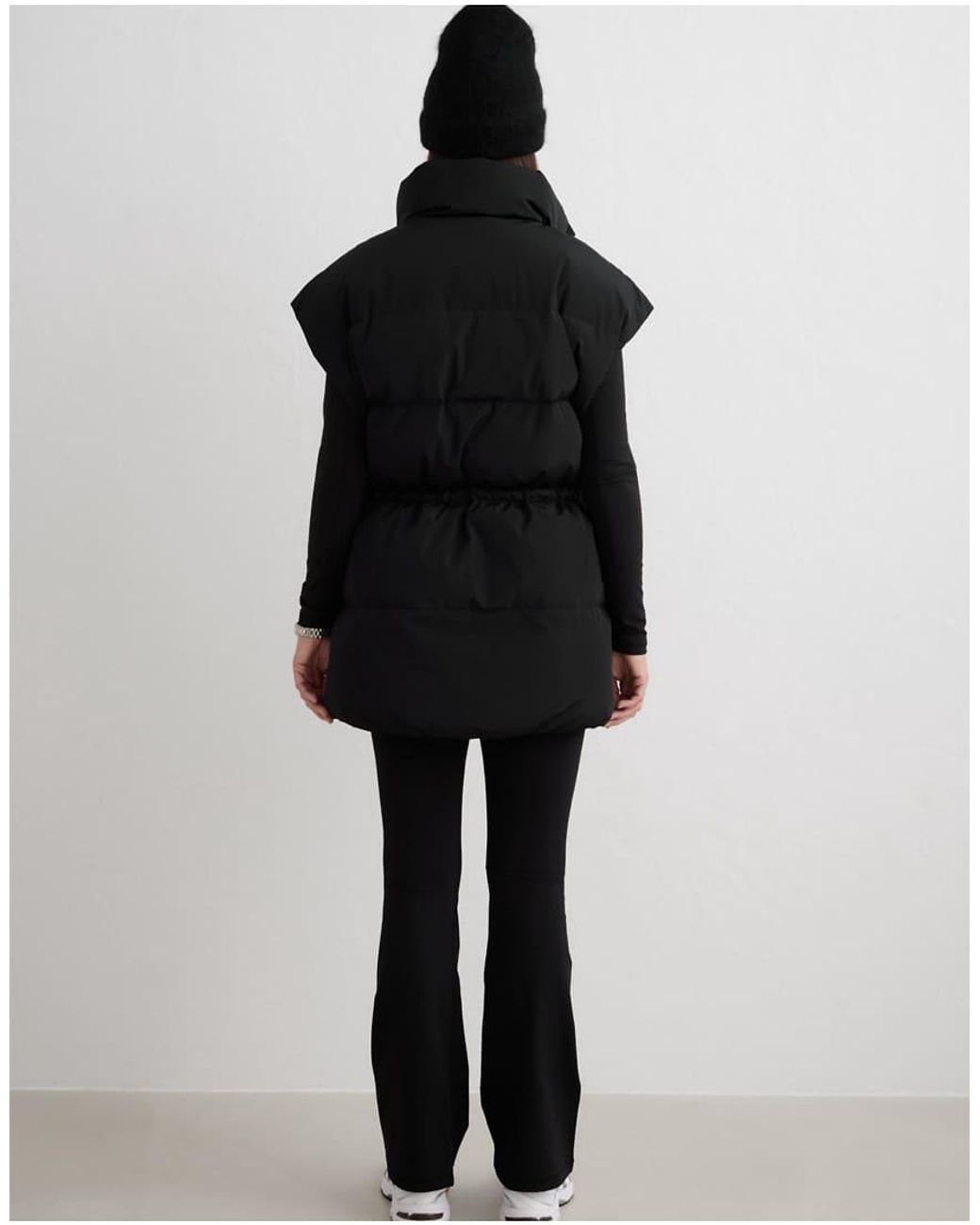 Aim'n Black Moment Puffer Vest