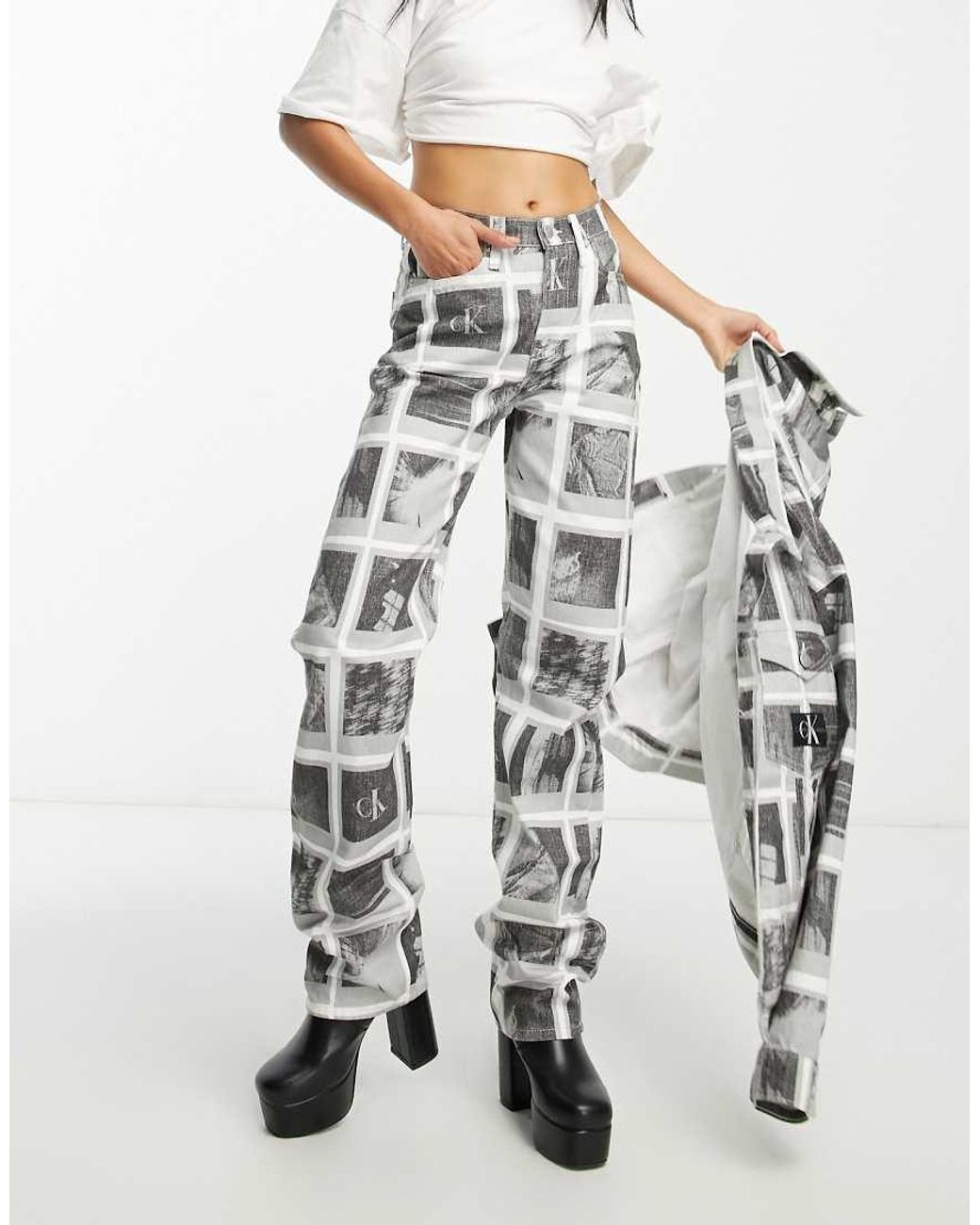 Vaqueros De Talle Alto Y Pernera Recta Con Estampado Fotográfico De (Parte De Un Conjunto)-Azul Calvin Klein de color White
