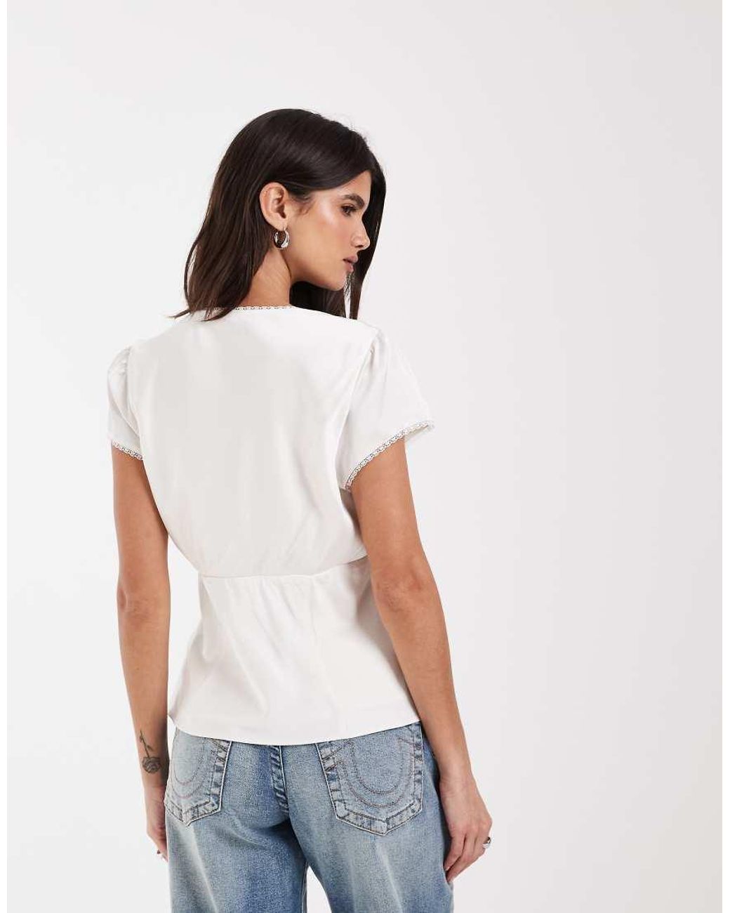 Abercrombie & Fitch White V Neck Short Sleeve Blouse