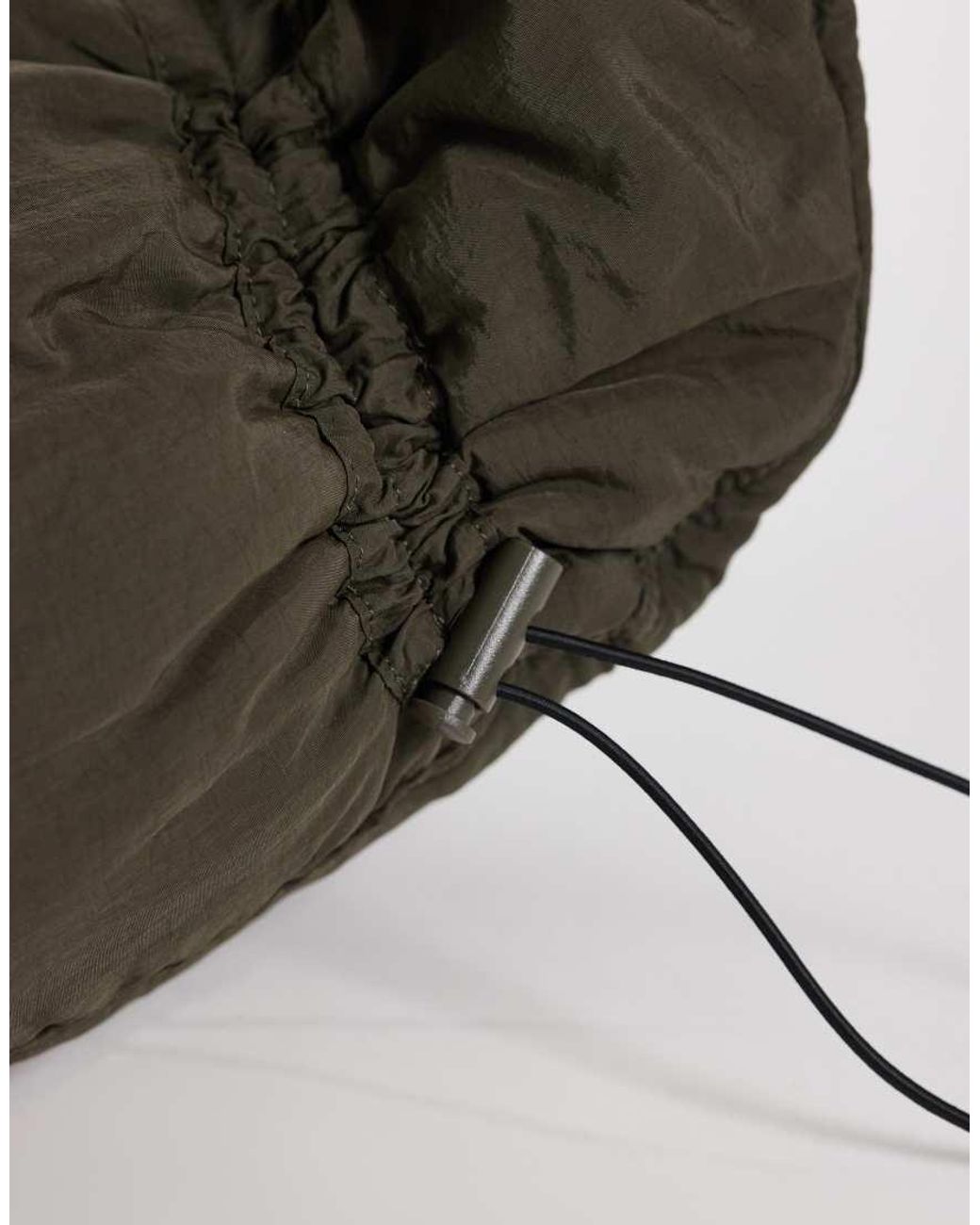 4505 Black Woven Sing Bag With Ruched Detail And Inner Pocket