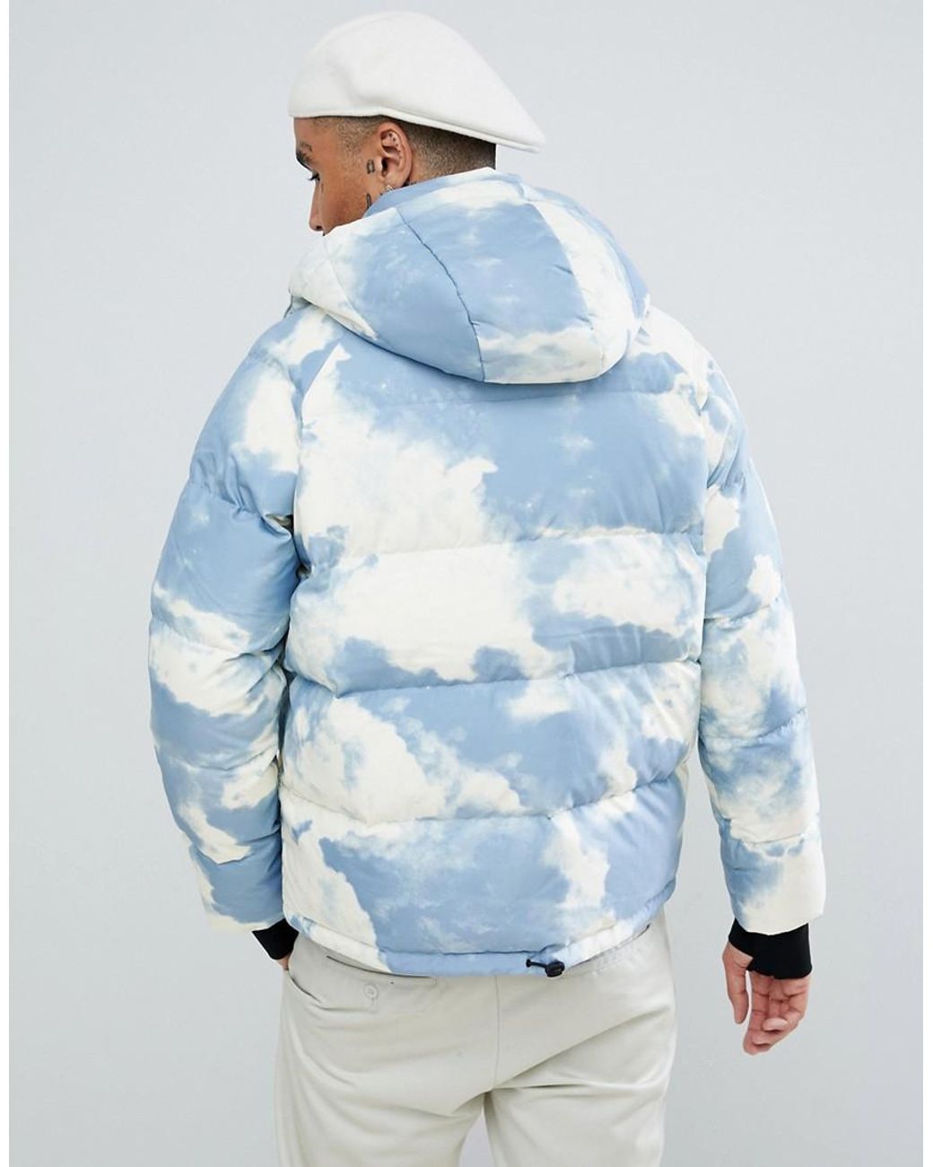 Chaqueta de plumas en azul con nubes de Lacoste L VE Lacoste de