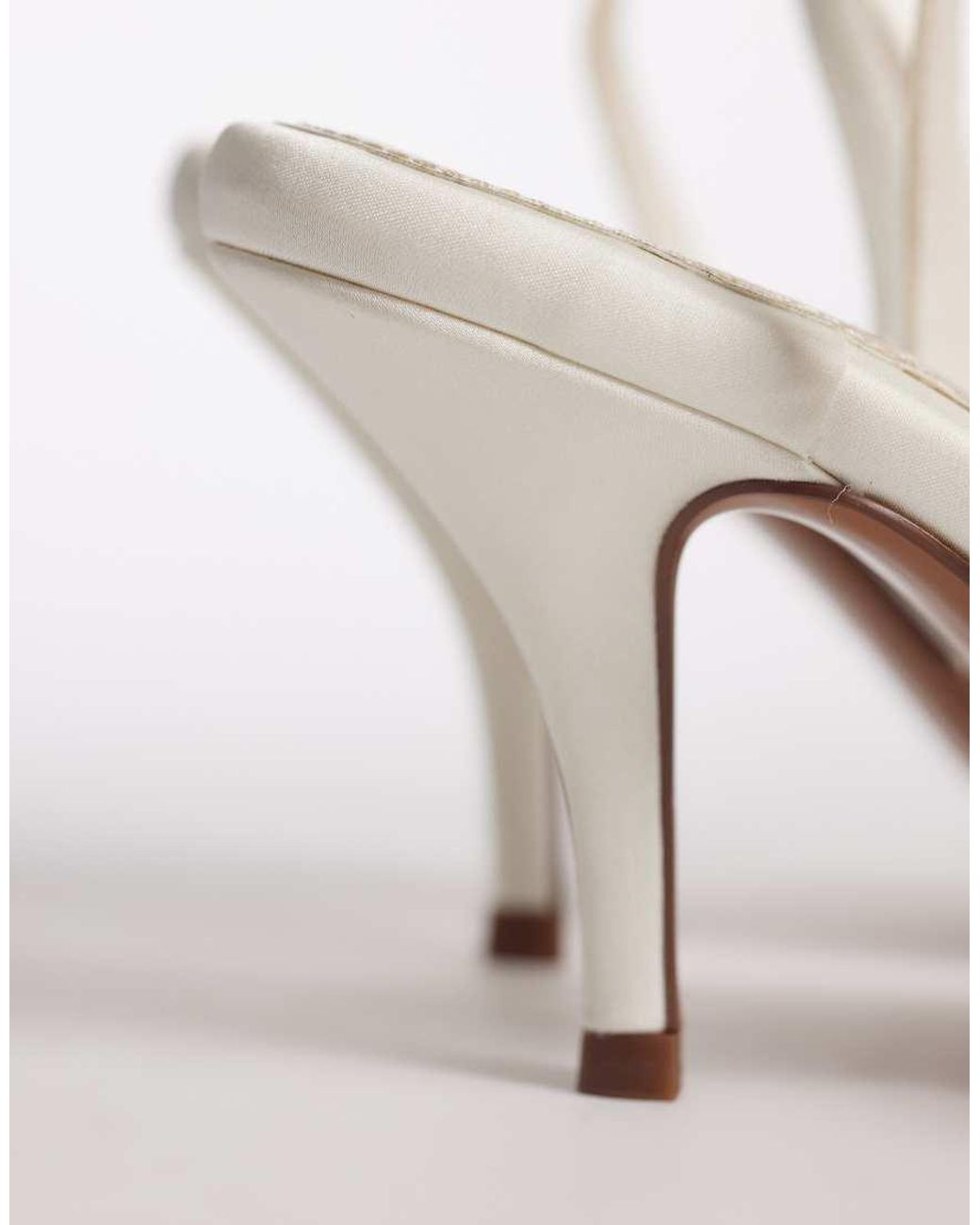 Hope di ASOS in White