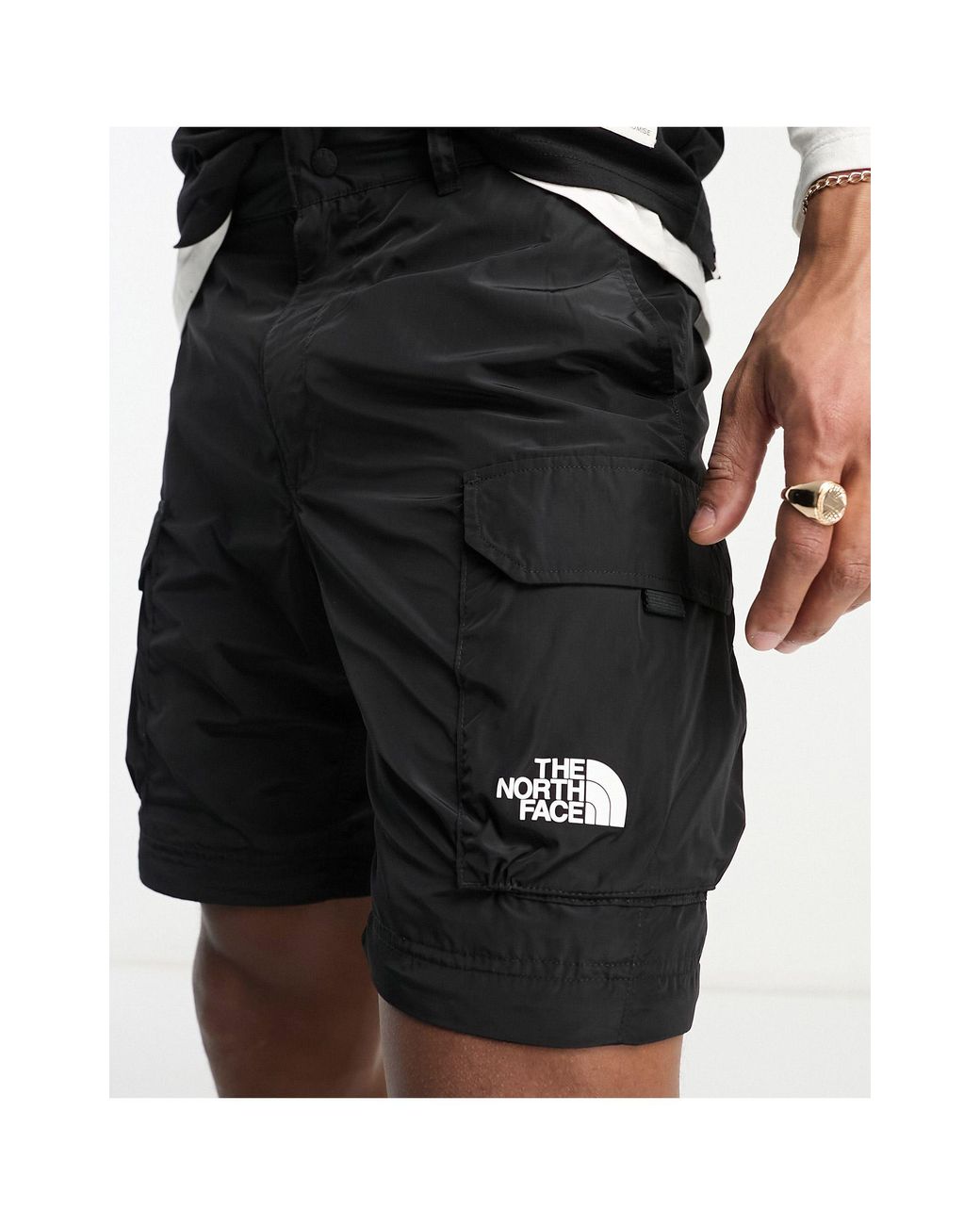 The North Face Alrescha Zip Off Convertible Cargo Trousers in