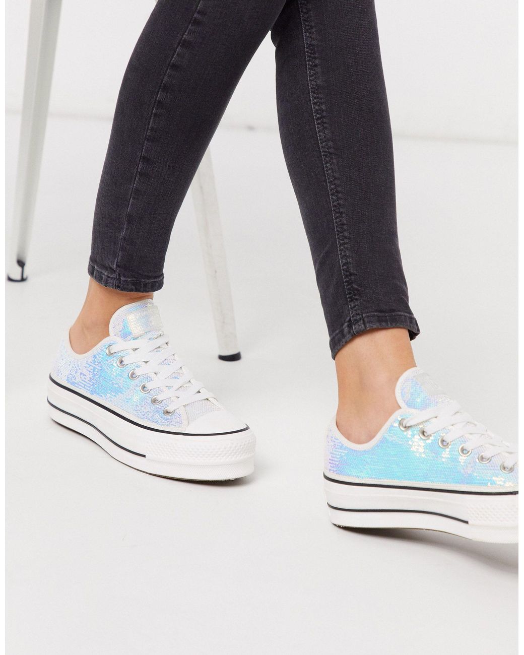 Converse Gummi – Chuck Taylor Lift – Glitzernde Sneaker mit kleinen  Pailletten und Plateausohlen in Mettallic | Lyst DE