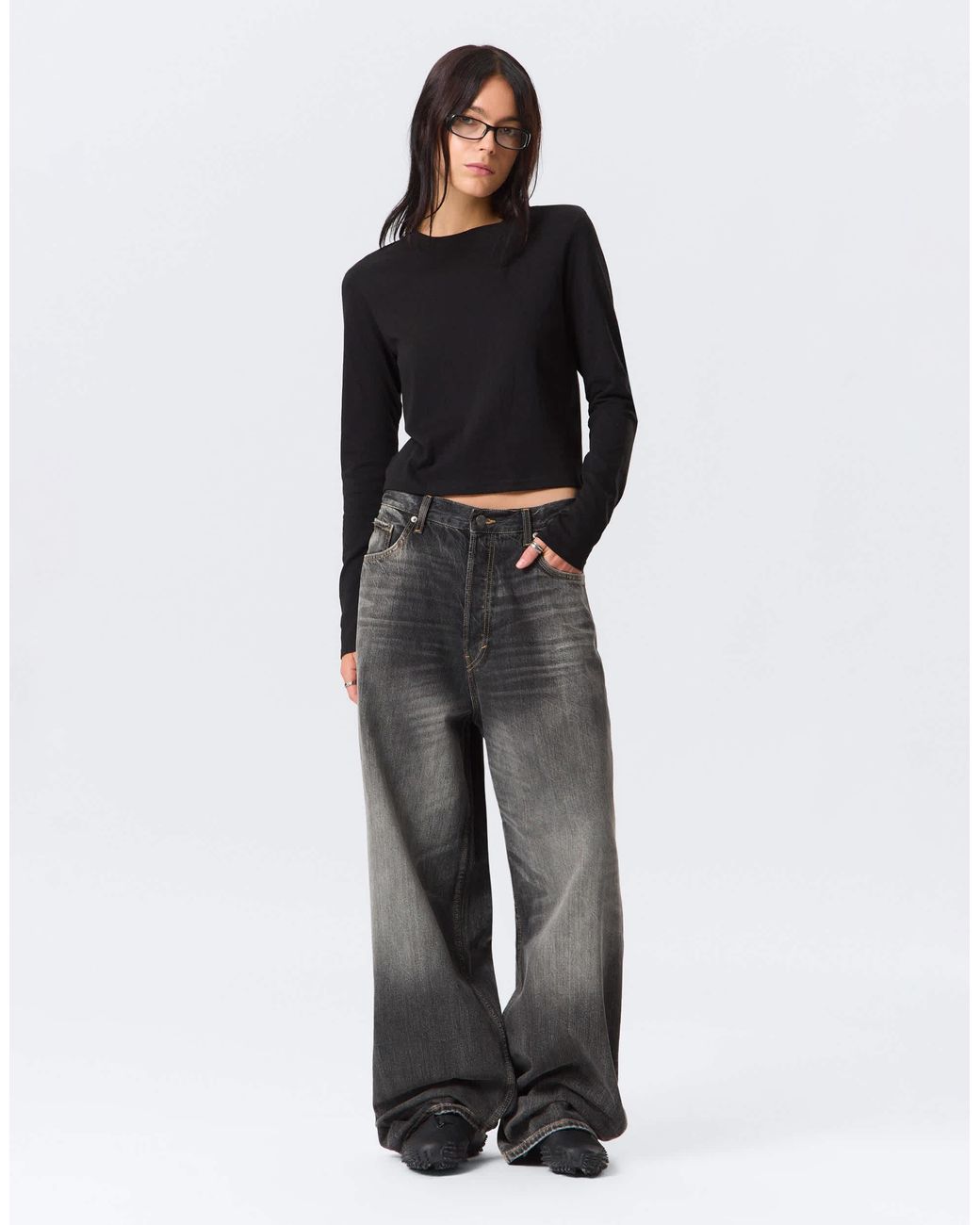 Weekdaz Weekday Astro Unisex Low Rise baggy Fit Jeans in Black | Lyst