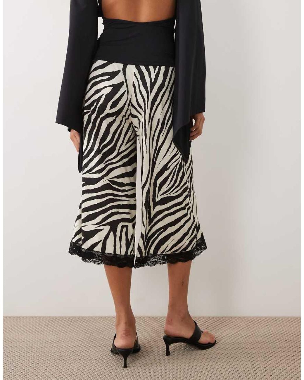 Miss Selfridge Black Wide Leg Culotte With Lace Trim
