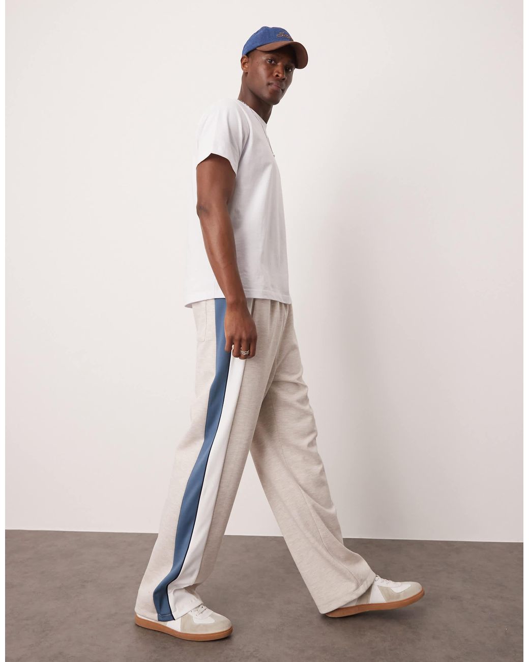 Side Jogging ASOS Wide Leg jogger With Colourblock Side Panels in Natural for Men | Lyst