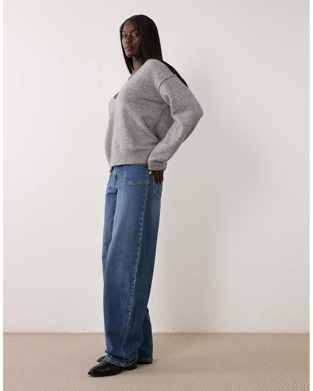 Vero Moda Blue Zelda High Rise Barrel Leg Jeans With Pocket Detail