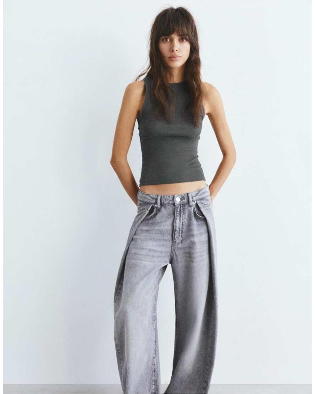 Pull&Bear White Round Neck Tank Top