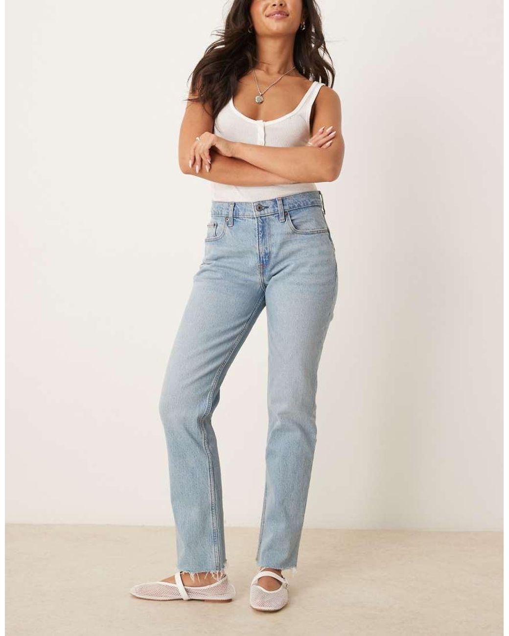 Abercrombie & Fitch Blue Curve Love Mid Rise 90's Straight Jeans
