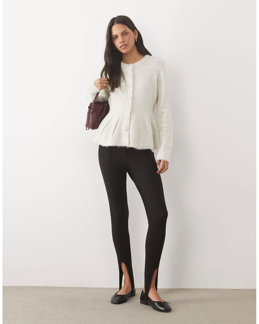 Object White Strickjacke mit schößchen
