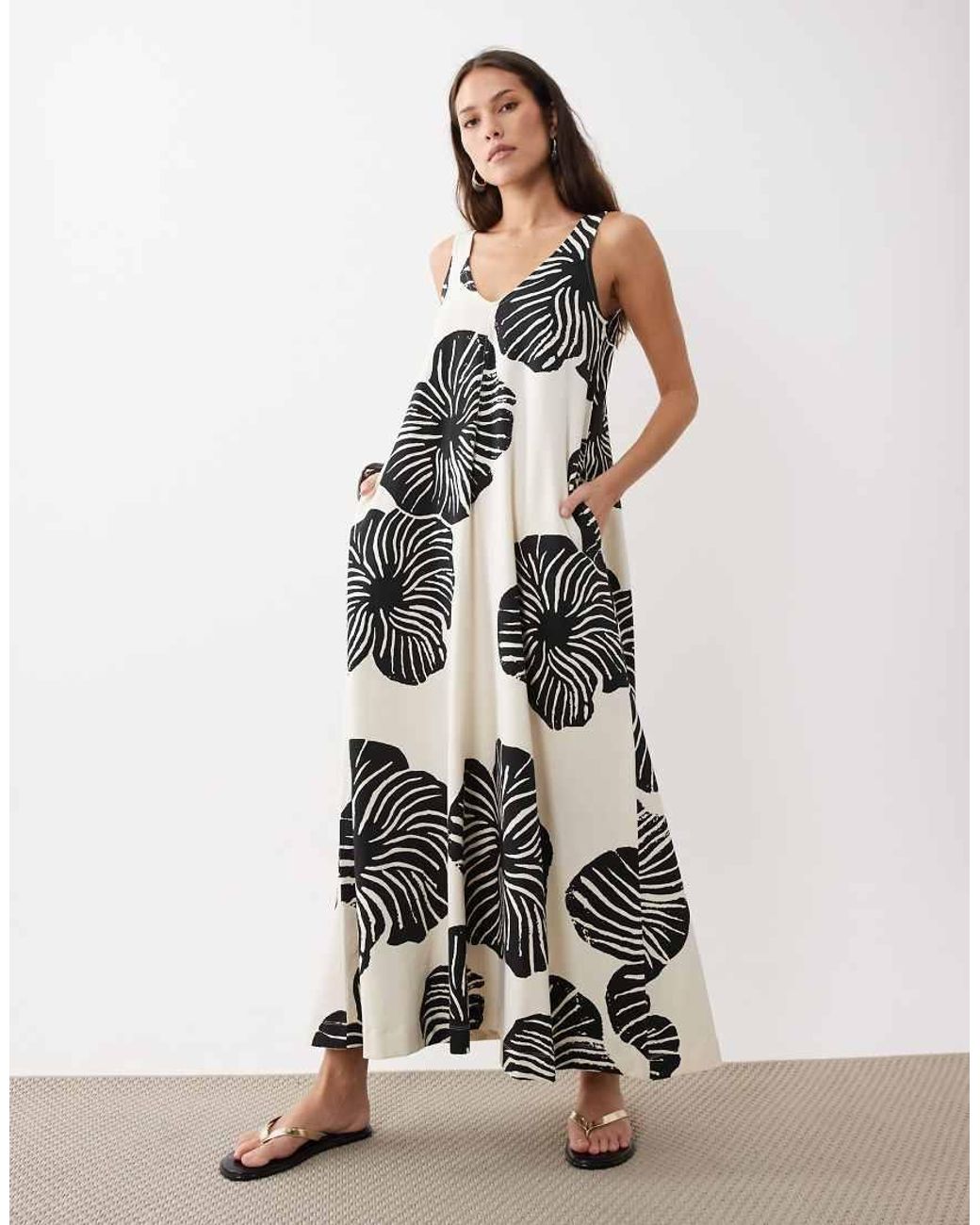 ASOS White Sleeveless V-neck Trapeze Maxi Dress