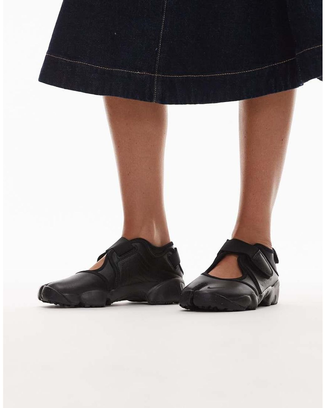 Nike Black Air Rift Leather Trainers