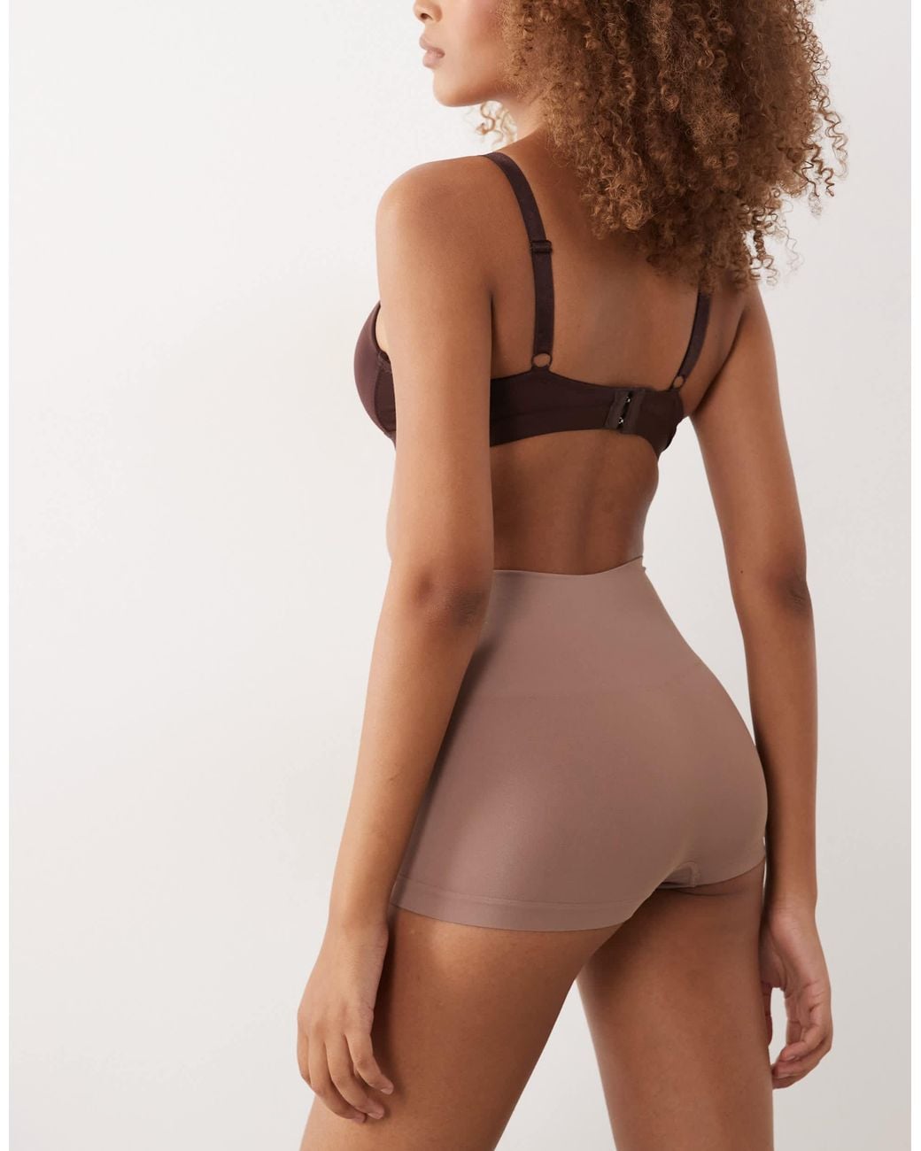 Spanx Natural Shape Extraordinary Contouring Boyshort