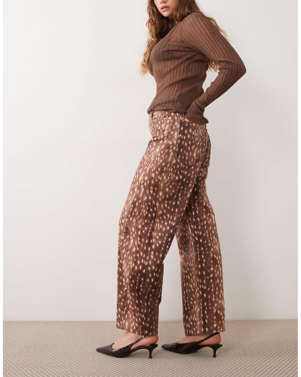 Mango Brown Barrel Jean