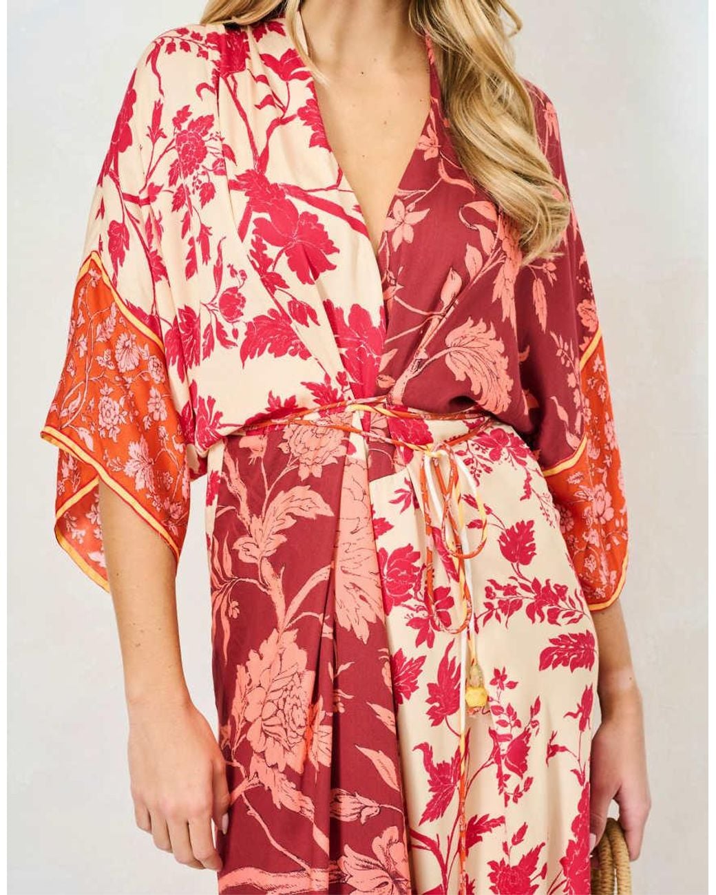 Hope & Ivy Red The Salma Kimono Sleeve Adjustable Tie Waist Midi Dress With Front Split