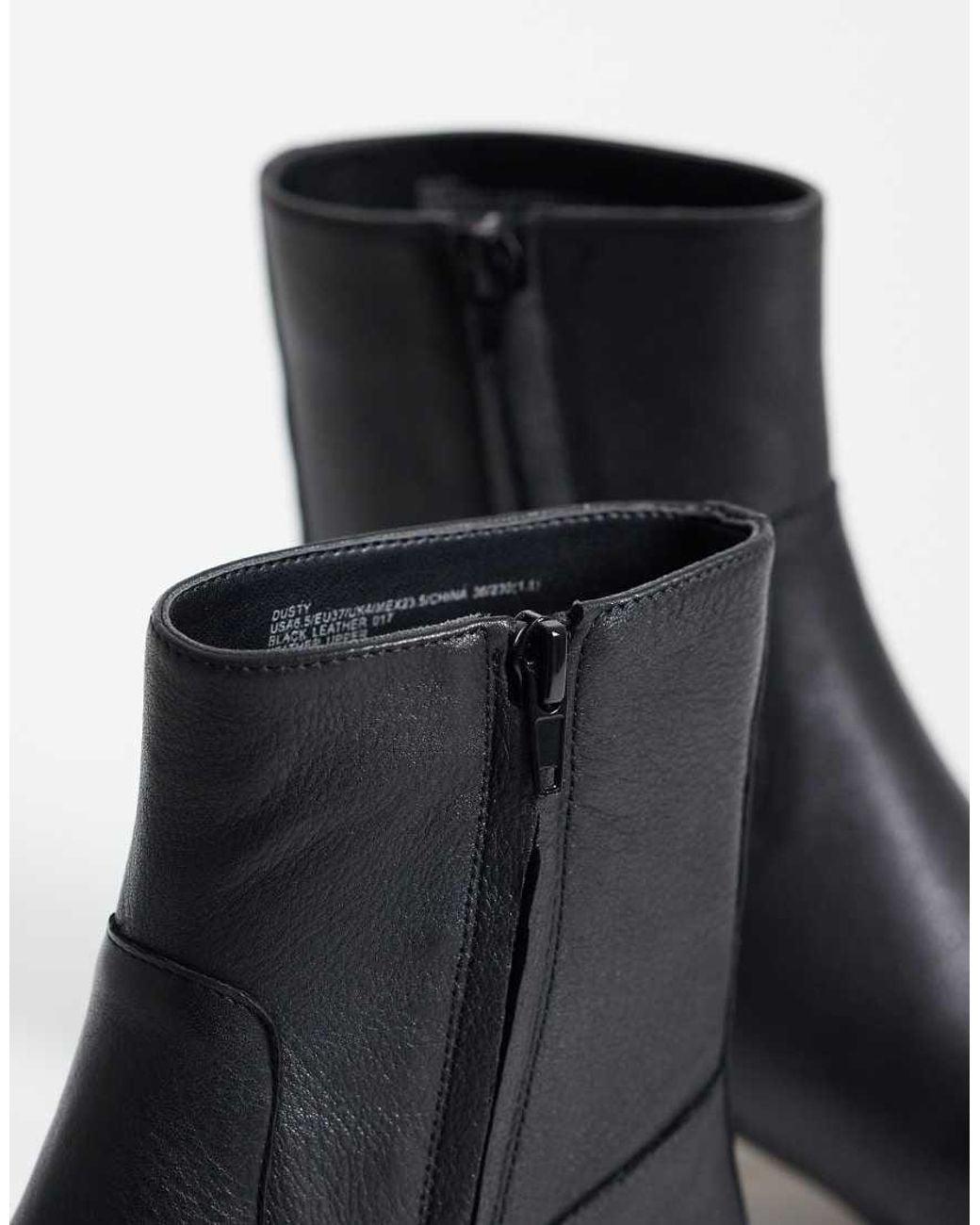 Steve Madden Black Dusty Flat Mid Ankle Boots