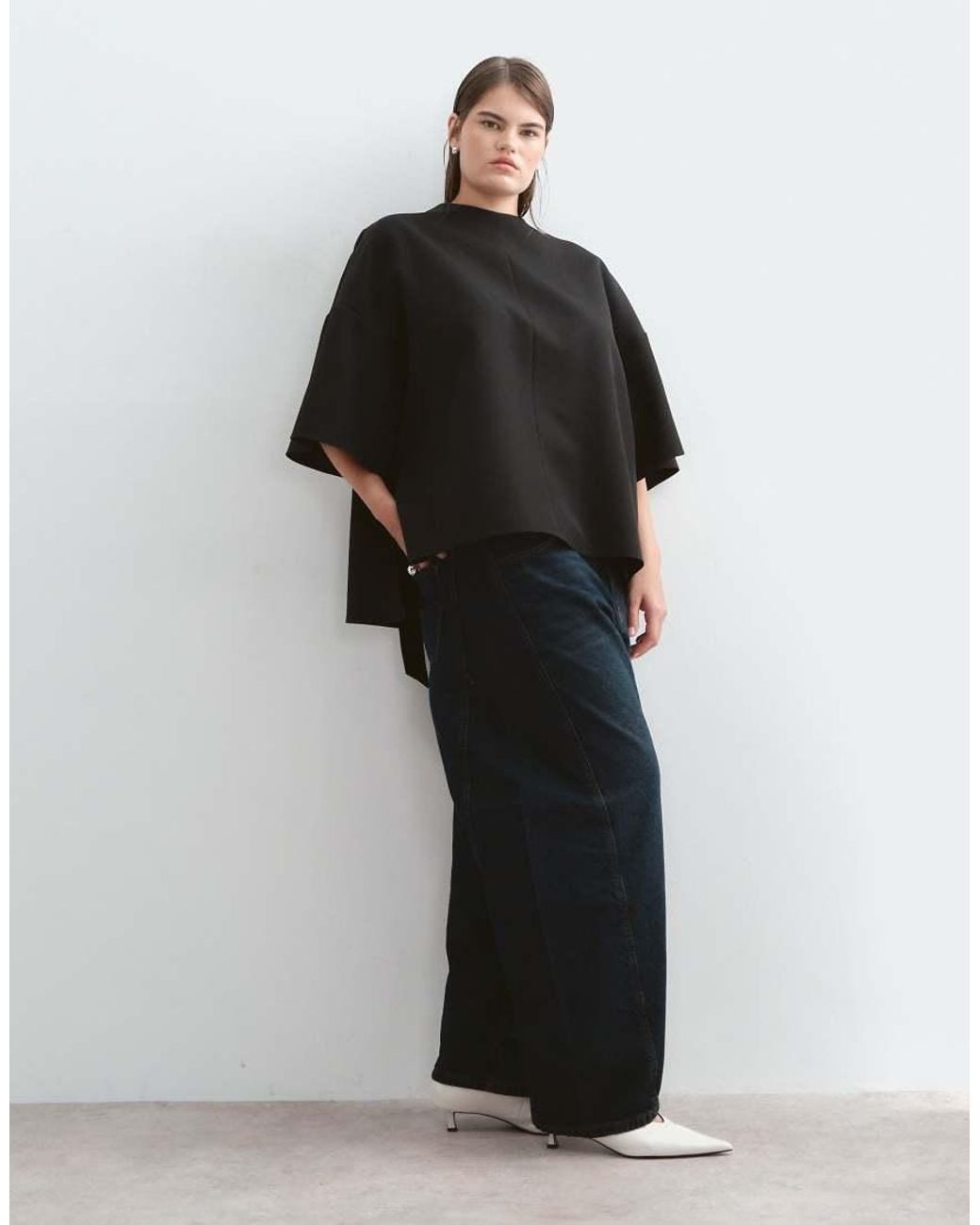 ARRANGE Black Curve Boxy Top With Open Back