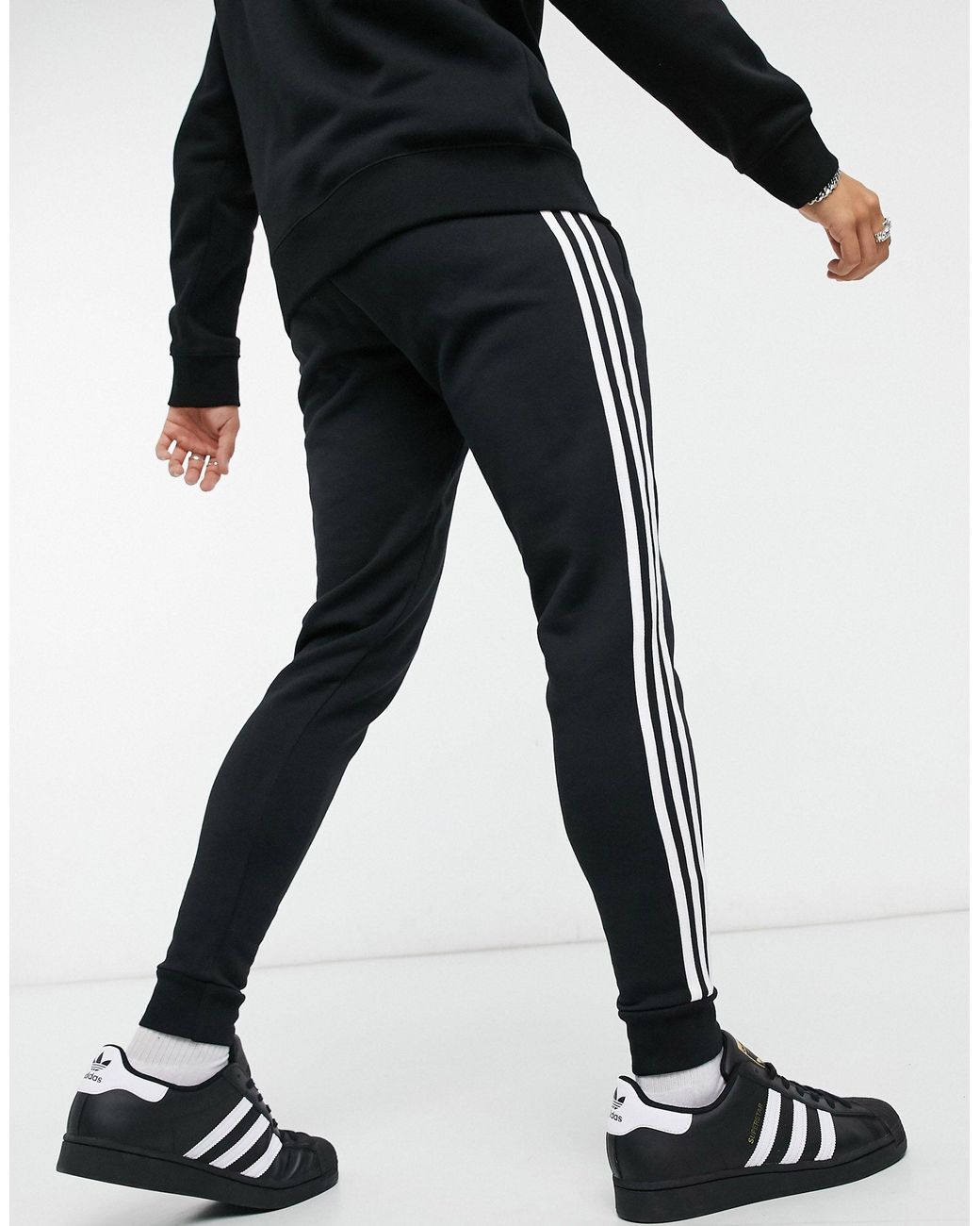 Joggers s ajustados con detalle adidas Originals de hombre de color Negro -  25 % de descuento | Lyst