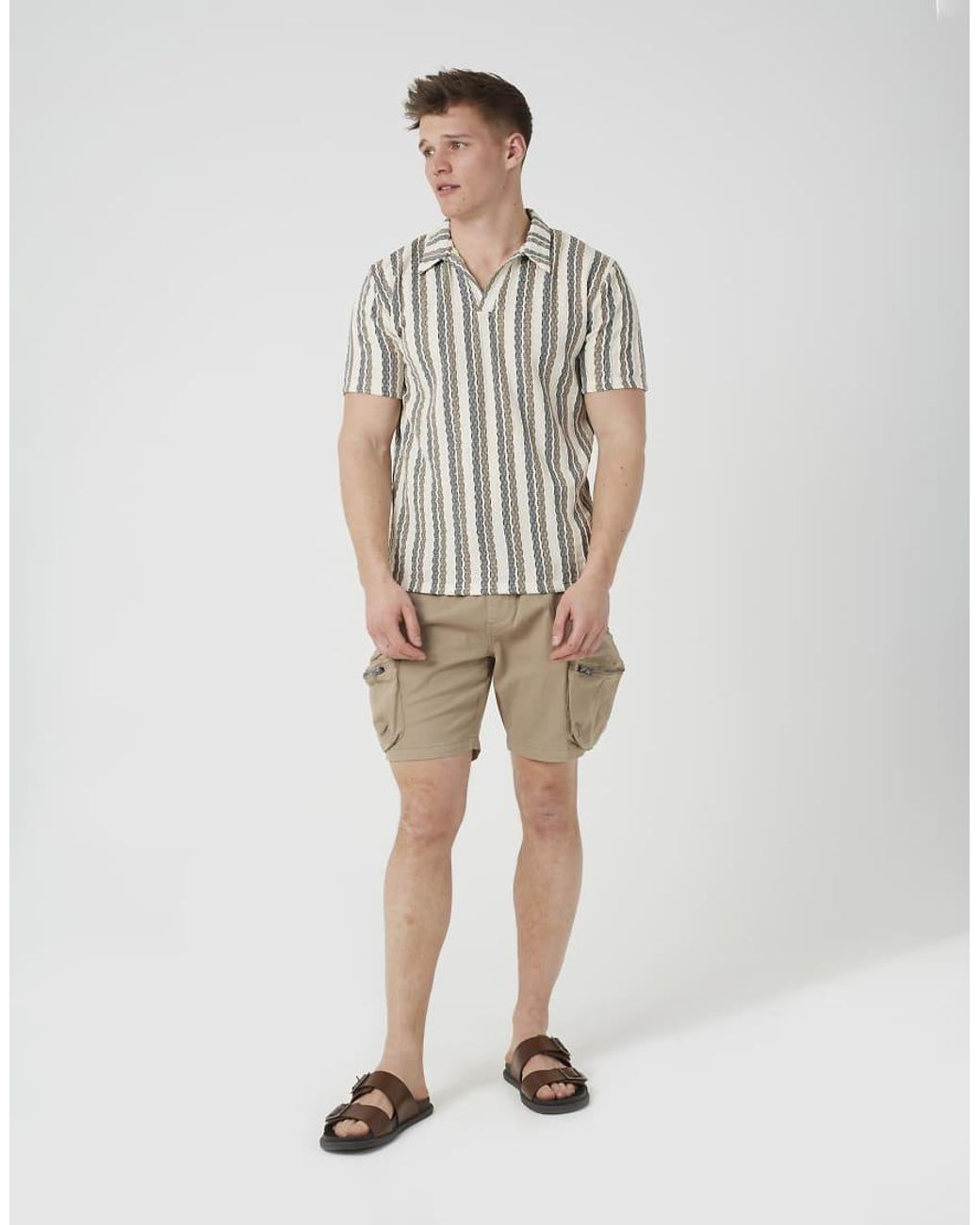 Brave Soul Natural Cotton Twill Chino Cargo Shorts for men