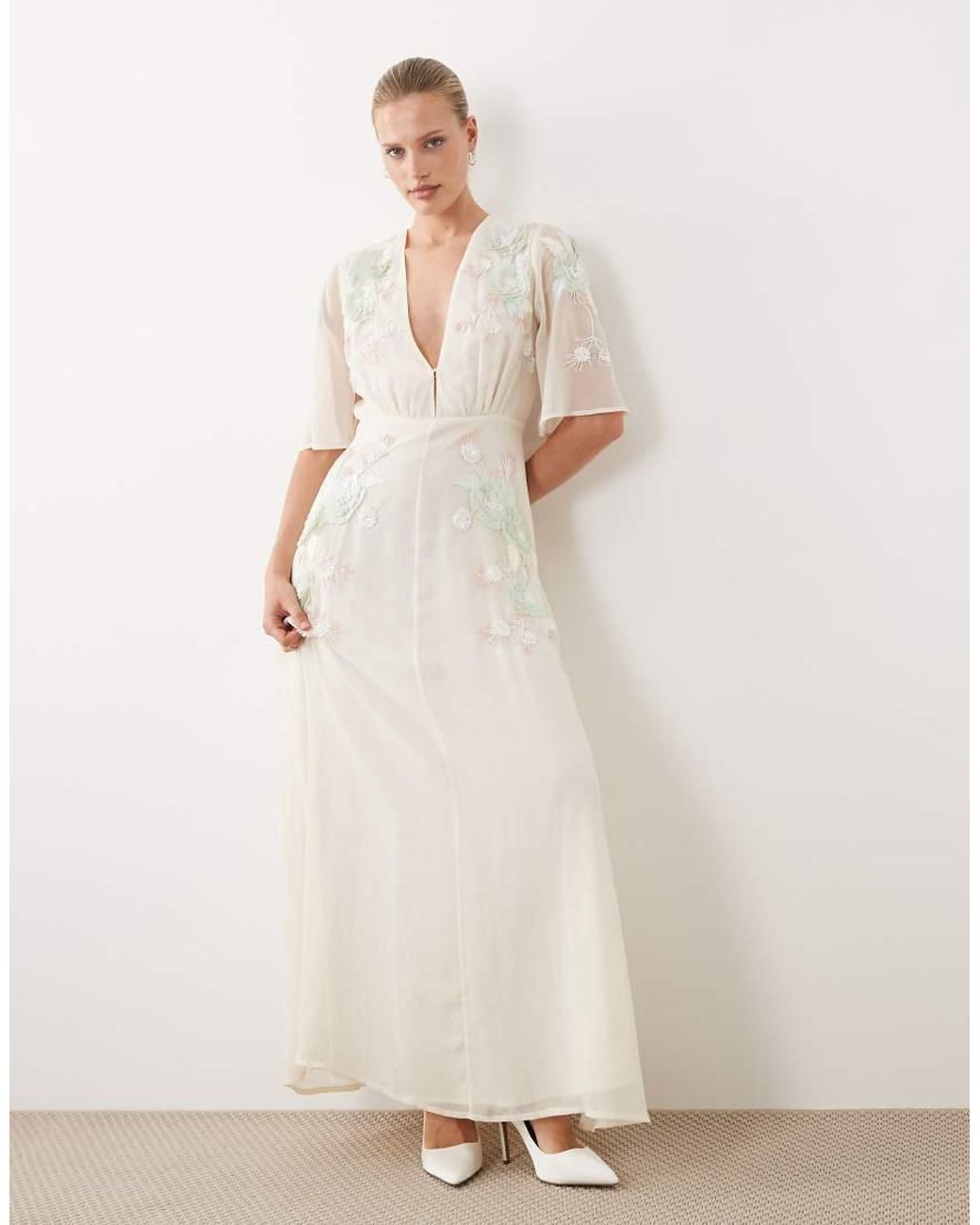 Hope & Ivy Natural Bridal V Neck Embellished Maxi Dress
