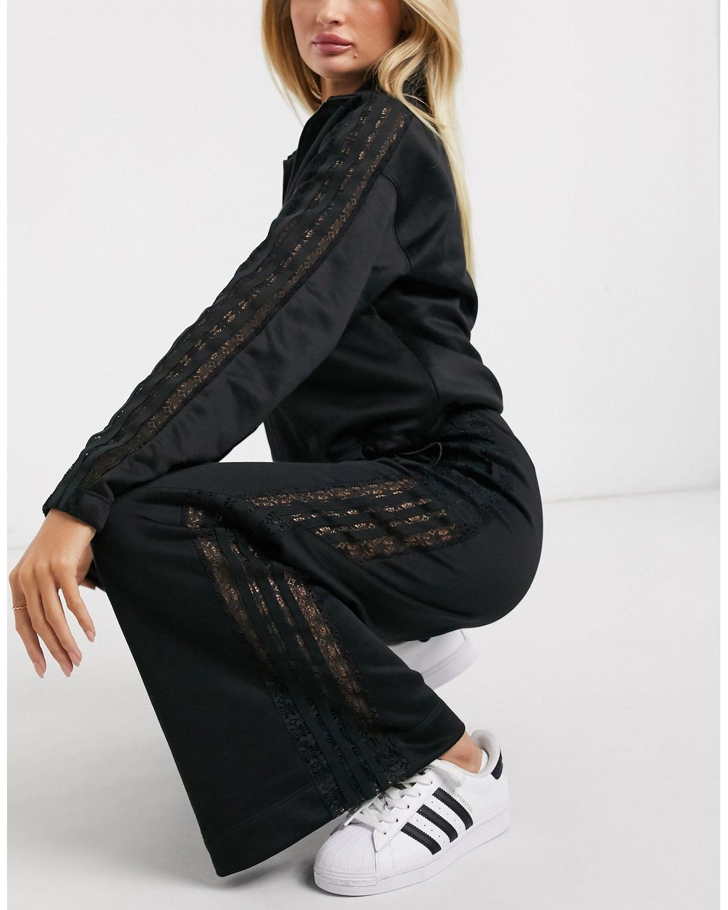 Bellista - Pantalon large avec empiècements en dentelle adidas Originals en  coloris Noir | Lyst