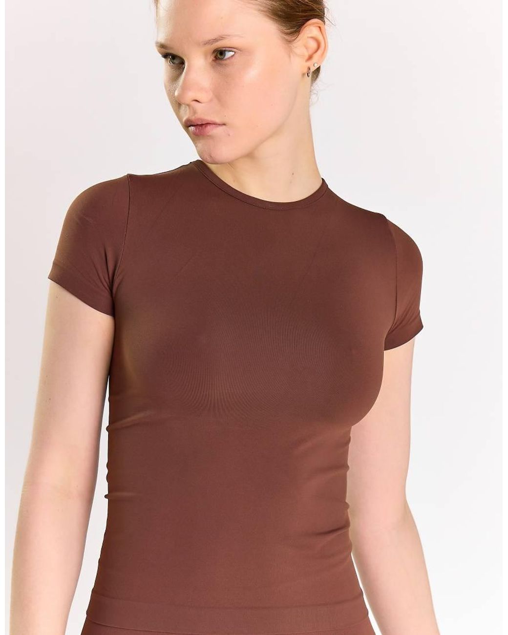 agon® Brown Crew Neck Short Sleeve Top