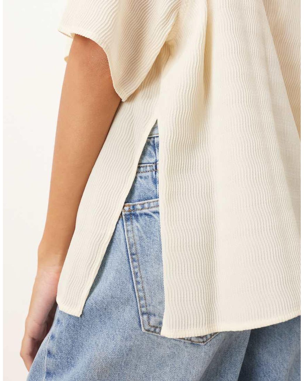 ARRANGE Natural Hybrid Textured Raglan Tee