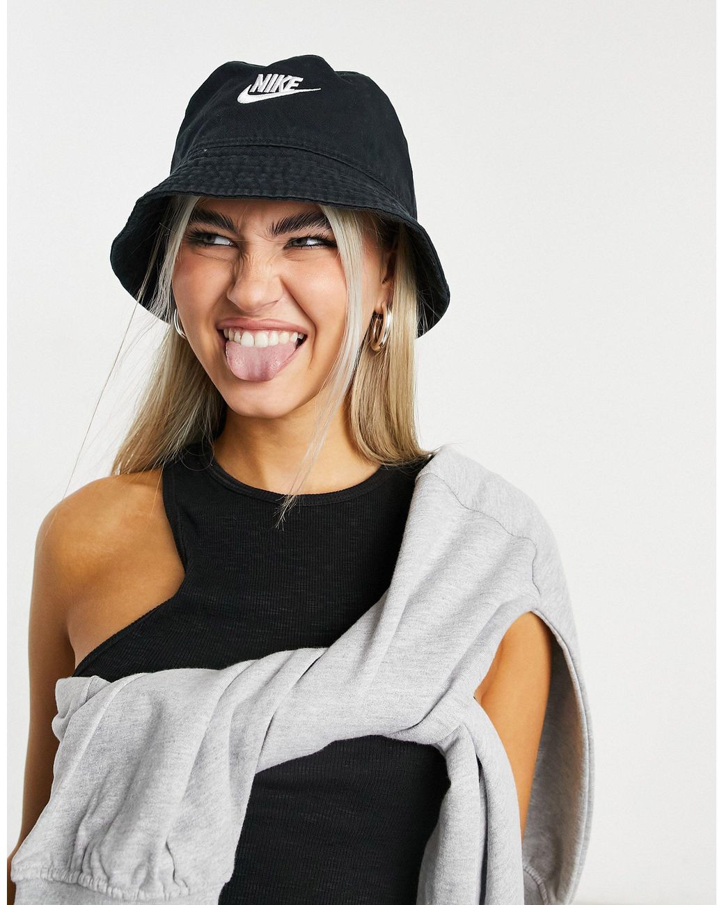 Nike Bucket Hat in Black | Lyst Australia