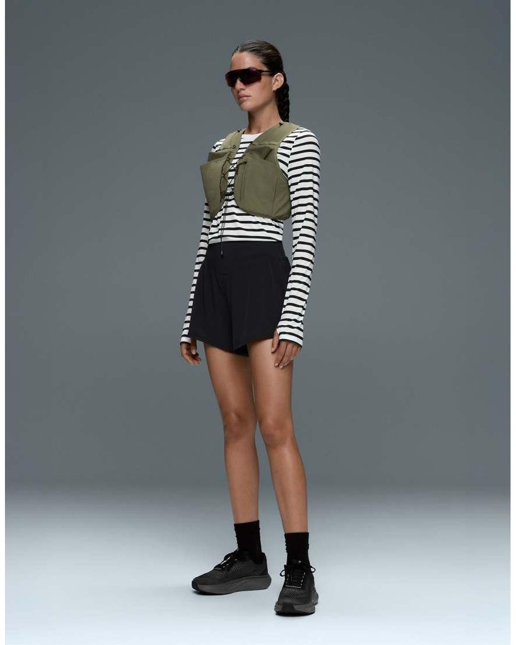 Oysho Black Compressive 10Cm Shorts With Pocket