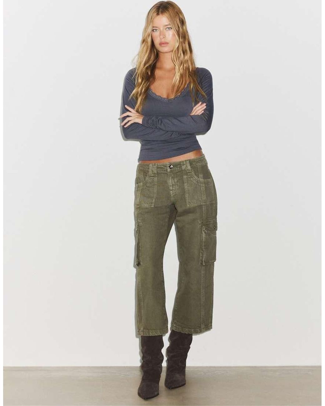 Stradivarius Cargo Capribroek in het Green