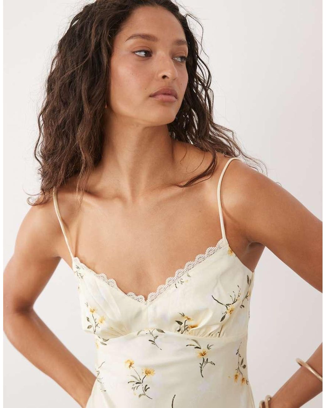 New Look White Lace Trim Ditsy Floral Satin Midi Dress