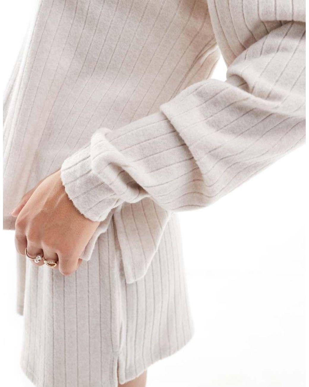 Loungeable White Marl Super Soft Knit Crew Neck Jumper And Shorts
