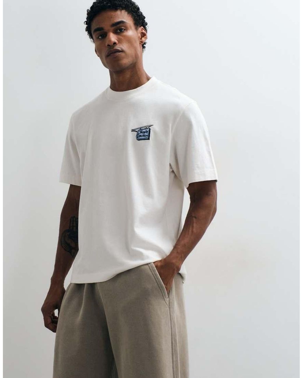 Abercrombie & Fitch White Premium Heavyweight T-Shirt With Graphic for men
