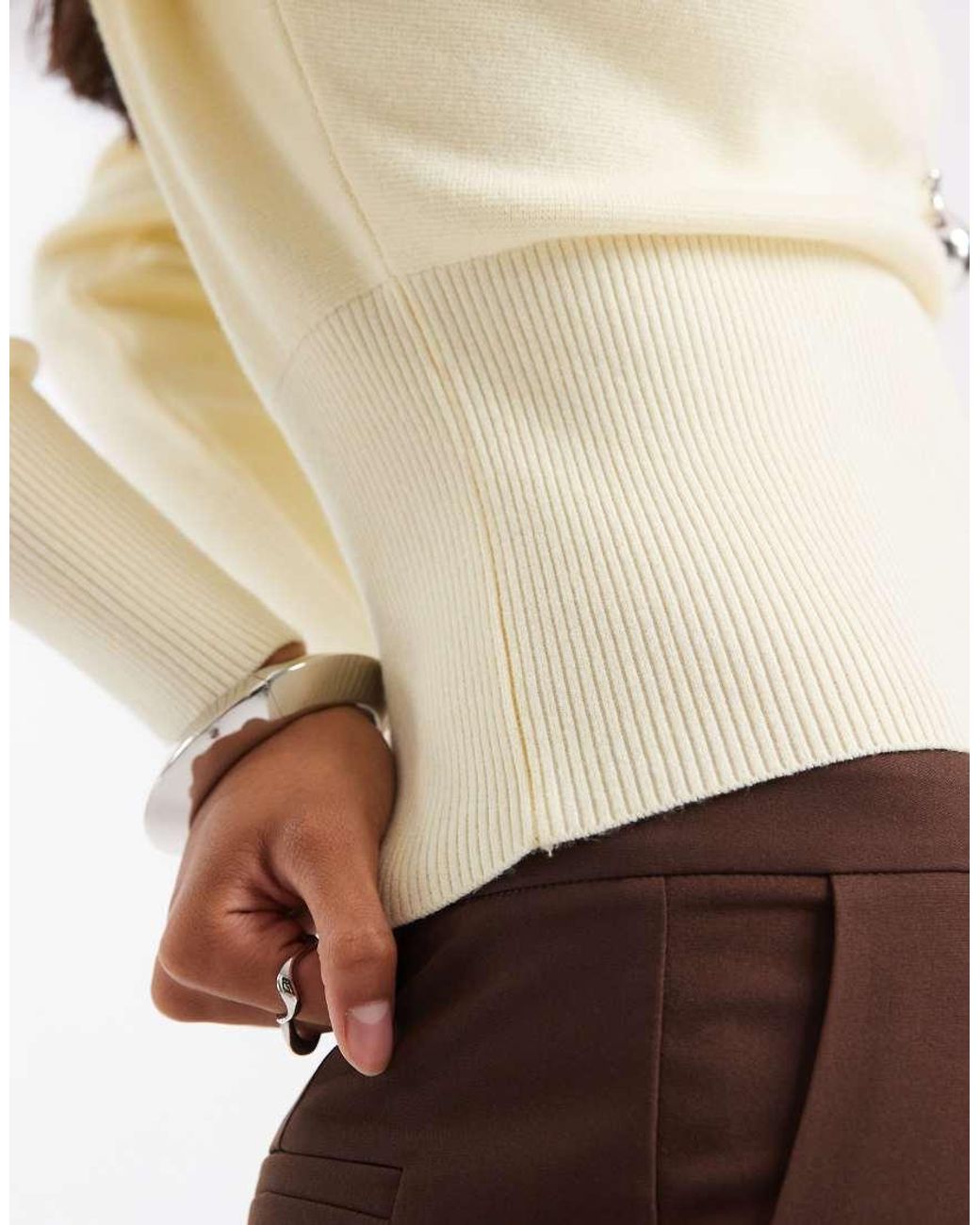 ASOS Gebreide Sweater Met Schoudervulling in het Natural