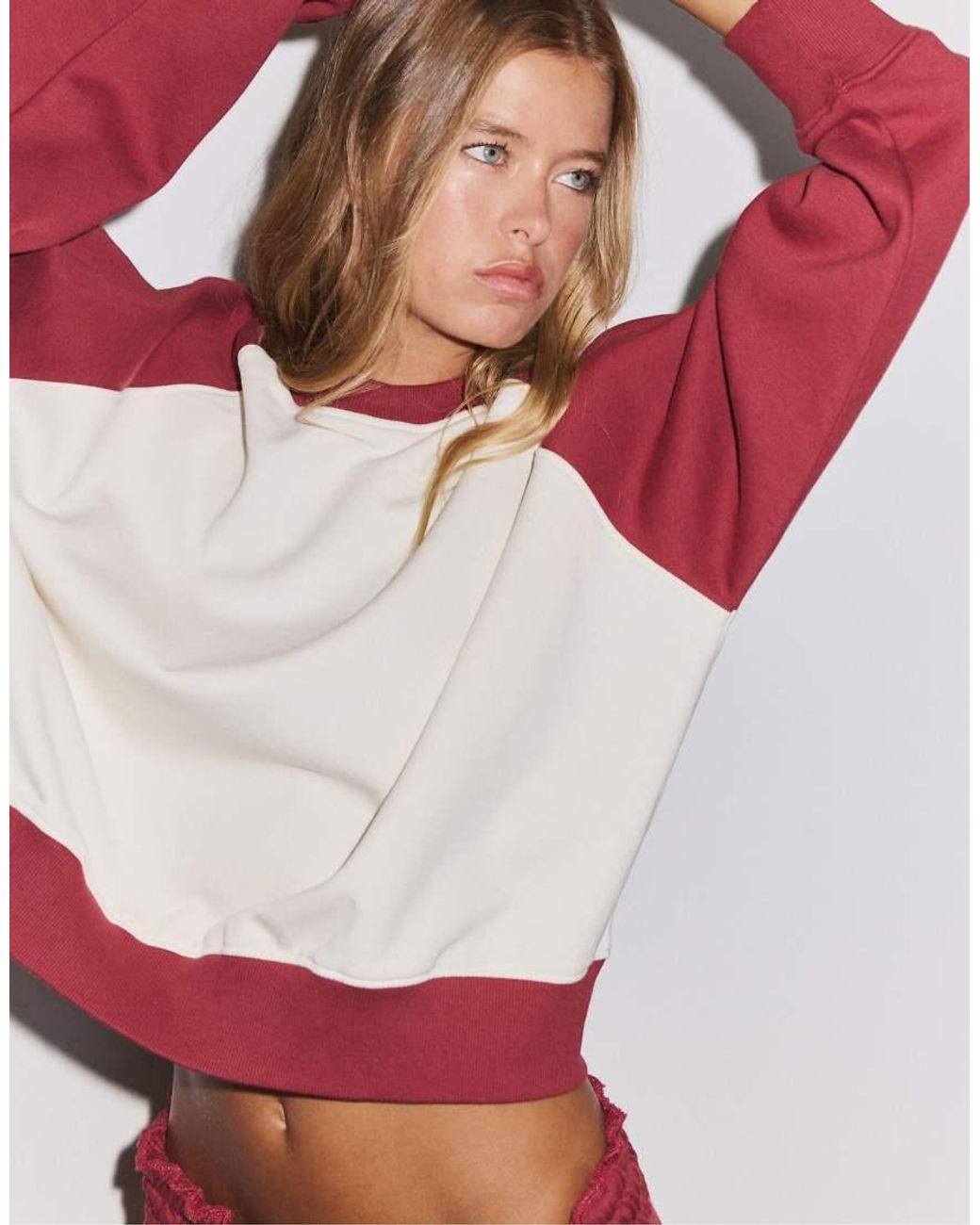 Stradivarius Red Contrast Cropped Sweatshirt