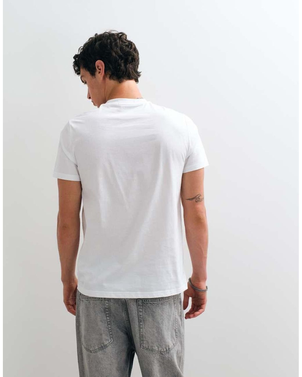 Fred Perry White Embroidered Logo T-Shirt for men