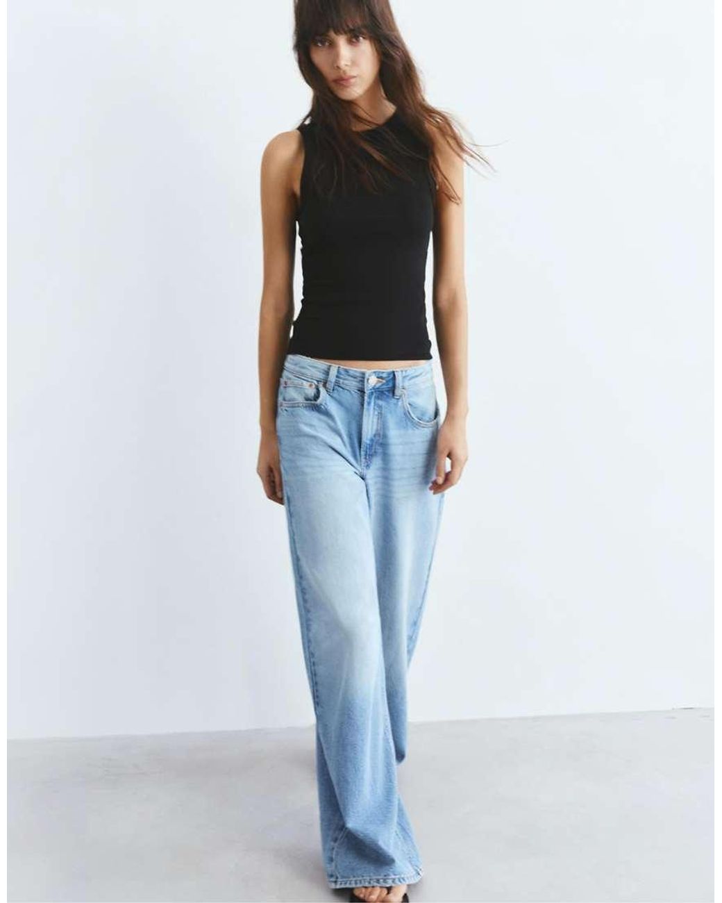 Pull&Bear Black Round Neck Tank Top