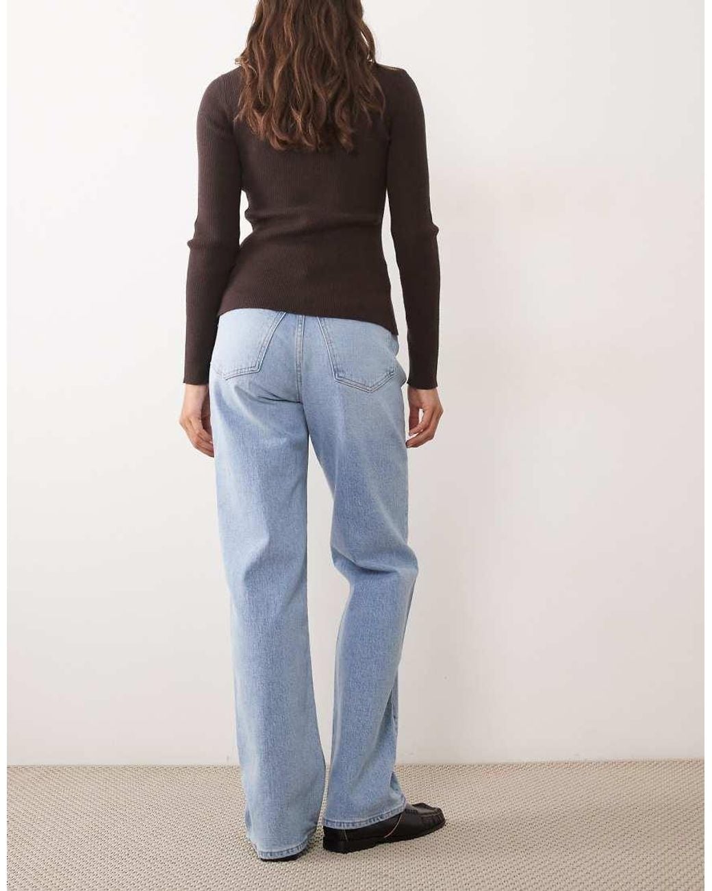 Abercrombie & Fitch White Curve Love 90s Relaxed Straight Leg Jeans