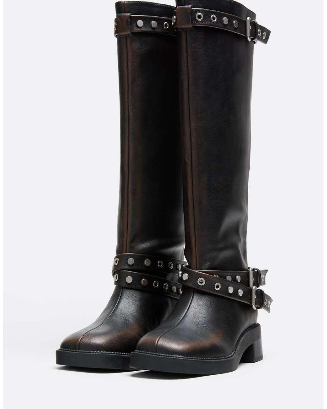 Stradivarius Black Flat Buckle Boots